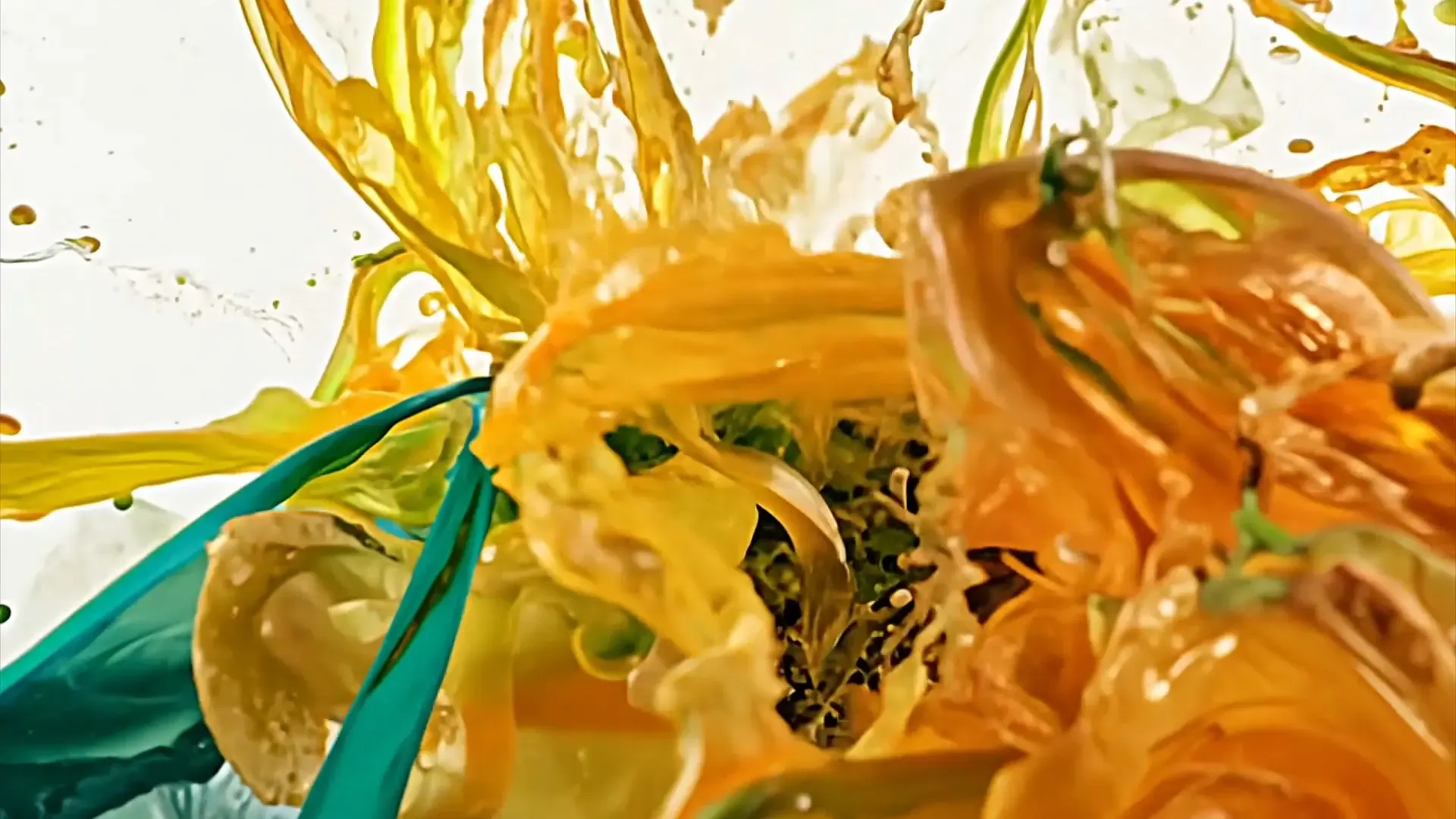 Colorful Liquid Splash Overlay for Artistic Motion Graphics